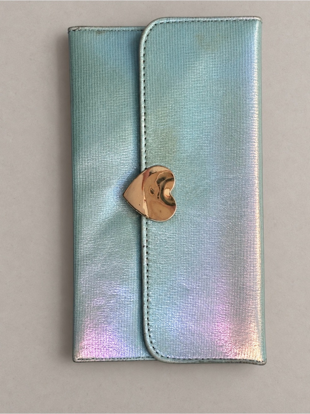 Iridescent Light Blue Heart-Clasp Wallet